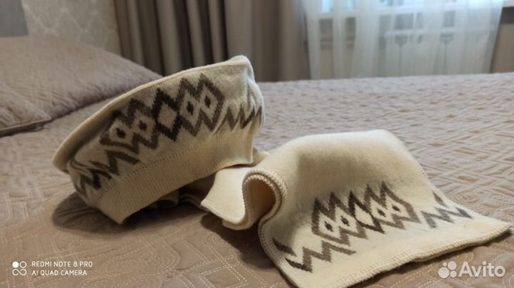 Комплект шапка и шарф женский шерсть