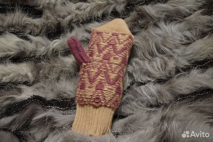 Варежки вязаные