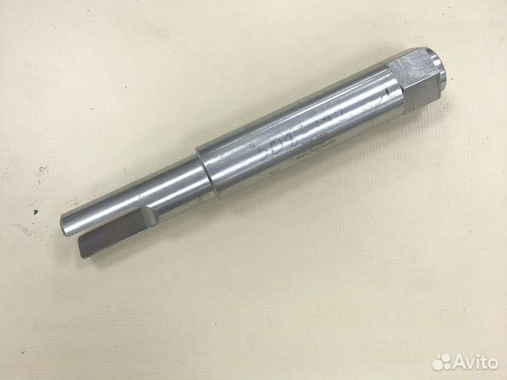 308-192 Приспособление для снятия приводных валов