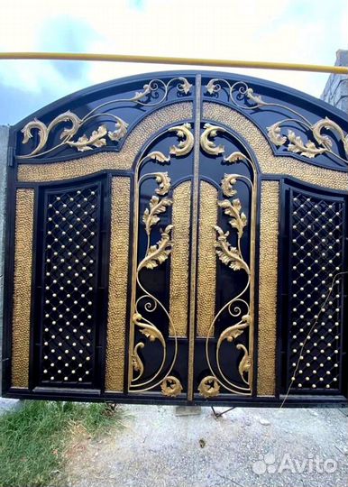 Ворота в Махачкале современные
