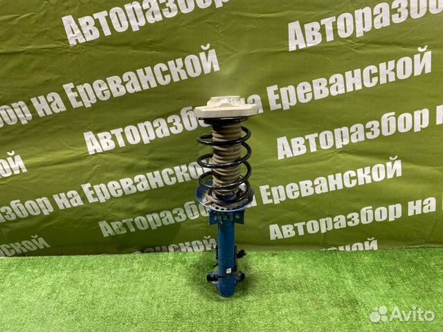 Стойка подвески передняя правая Mercedes-Benz