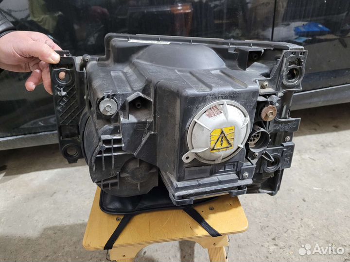 Фара правая Land Rover Discovery 3