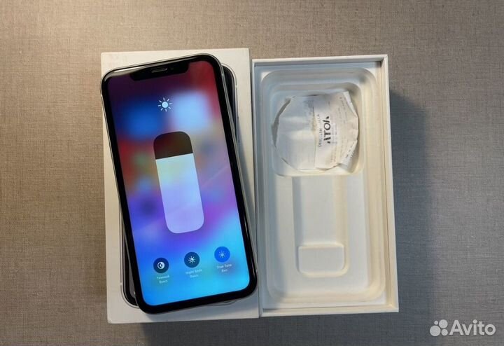 iPhone Xr, 128 ГБ