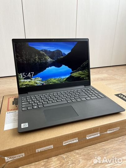 Ноутбук Lenovo V15-IIL 15.6