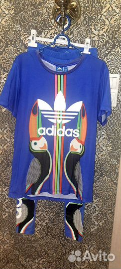 Спортивный костюм adidas