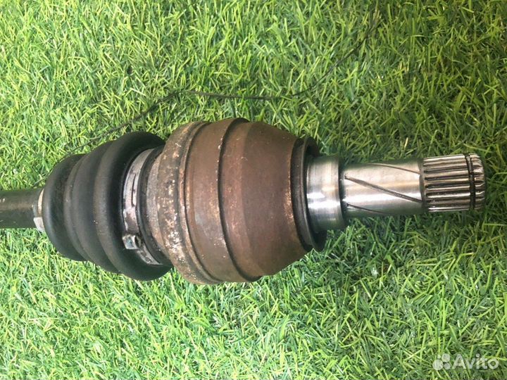 Полуось (привод) Opel Astra J хэтчбек 5дв. 1.6