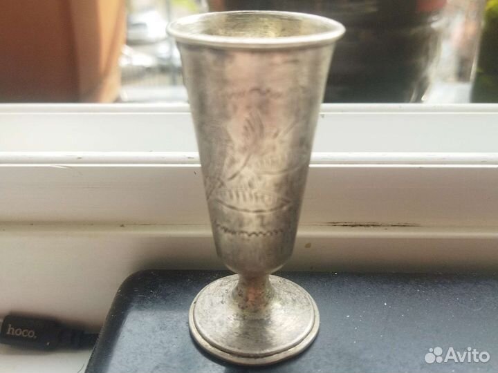 Серебряные стопки