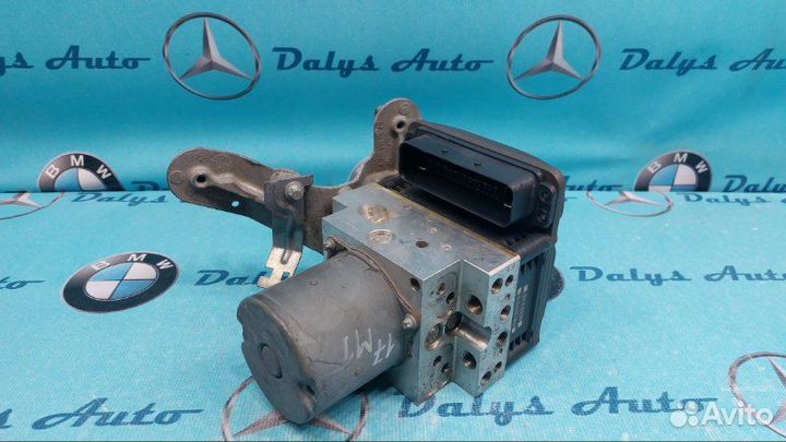 Блок ABS (насос) Mercedes-Benz E-Class W211