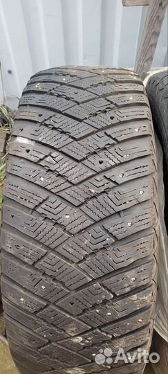 Michelin X-Ice North 4 265/65 R17