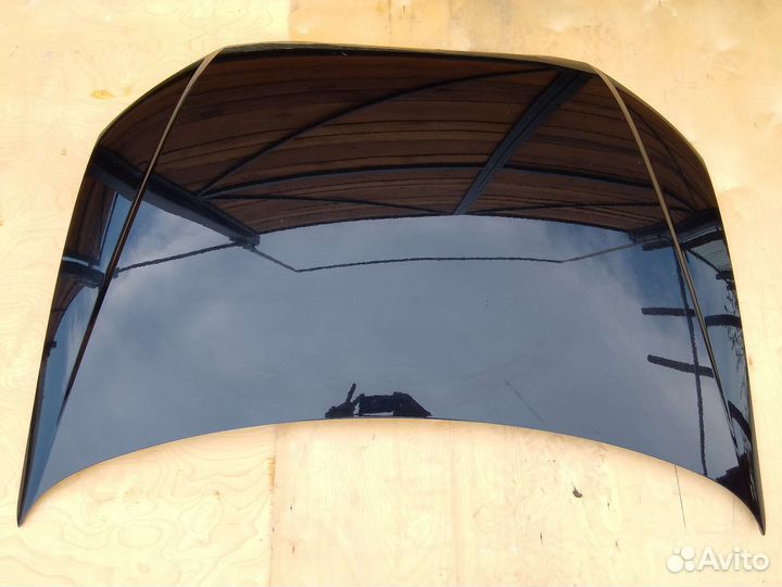 Капот Volkswagen Polo V