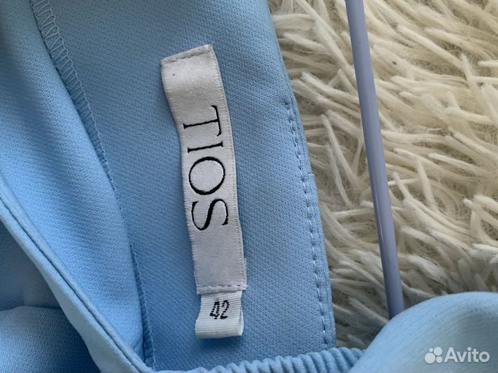 Платье праздничное