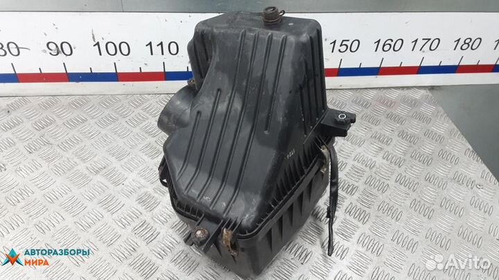 Корпус воздушного фильтра Suzuki Grand Vitara