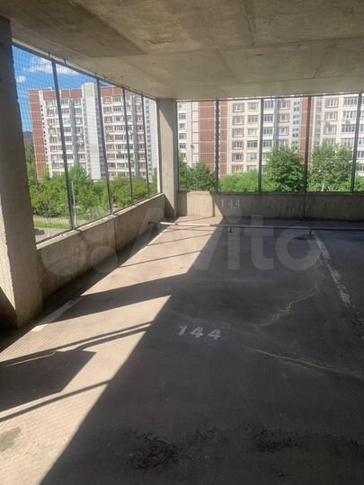 Машиноместо, 17 м²