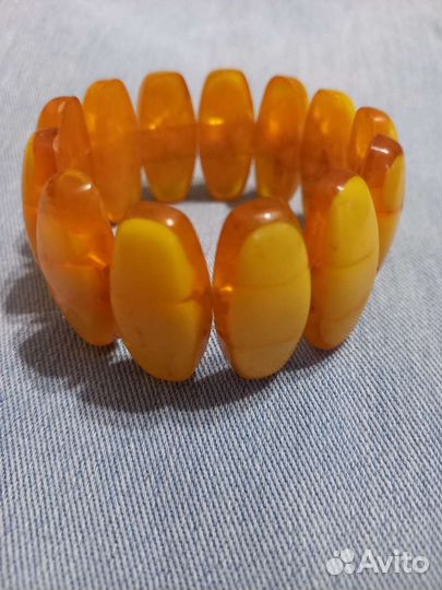Браслет из янтаря