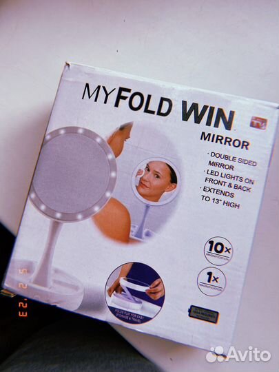 Зеркало косметическое с подсветкой