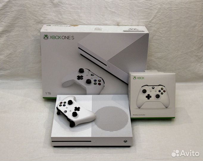 Xbox One S + игры