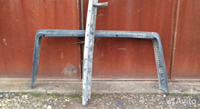 Бампер задний с усилителем Ауди 100 С3