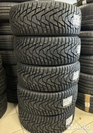 Hankook Winter I'Pike RS2 W429 235/45 R18 98T