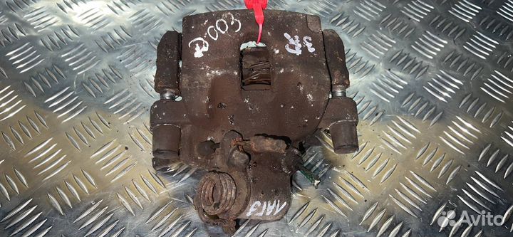 Суппорт тормозной задний правый Renault Laguna 3