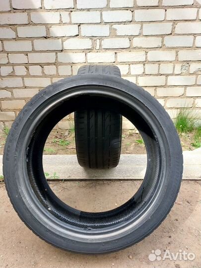 Bridgestone Potenza S001 225/40 R18