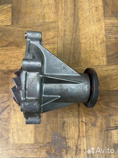 Водяной насос помпа мерседес A6032010110