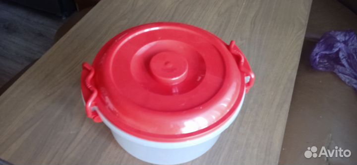 Контейнер пластиковый