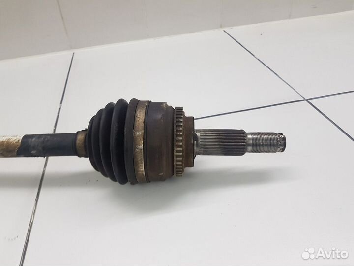 Полуось (привод) передний левый
