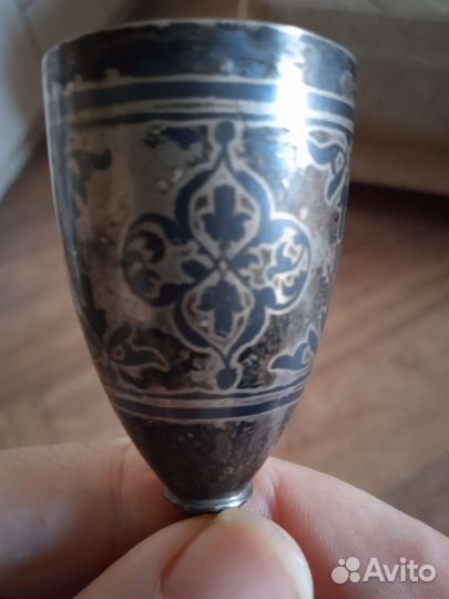 Масленка J4 Met, рюмки кубачи, столовые приборы