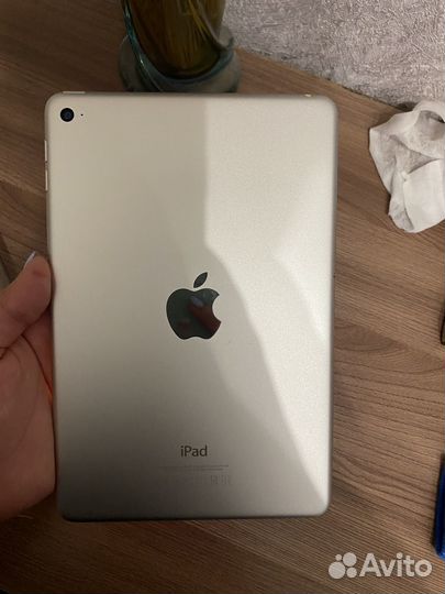 iPad mini 4 128gb