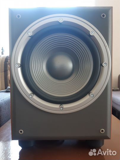 Продаю активный subwoofer GBL