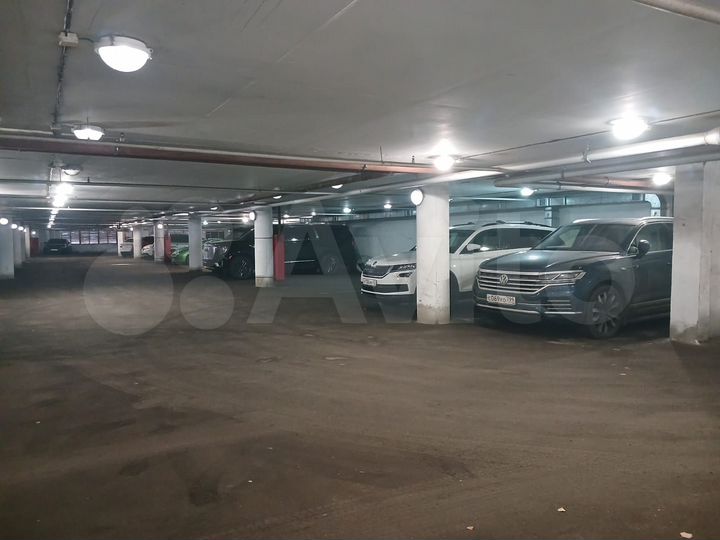 Машиноместо, 17 м²