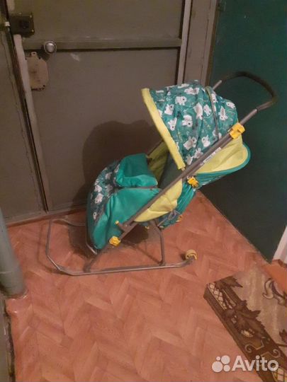 Продам санки