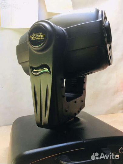 Световой прибор, крутящая голова, стробоскоп, свет