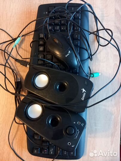 Клавиатура, мышка, колонки, вебка