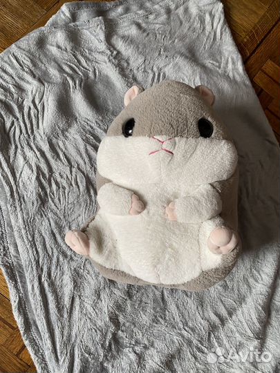Мягкая игрушка хомяк с одеялом внутри