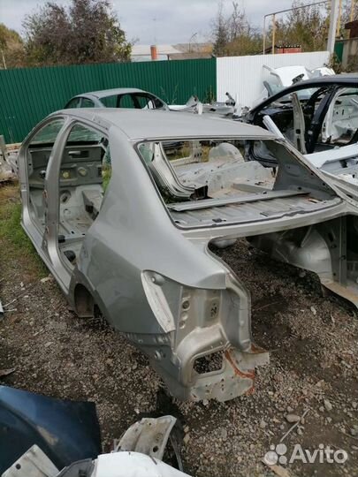 Крыло заднее левое рено логан 2