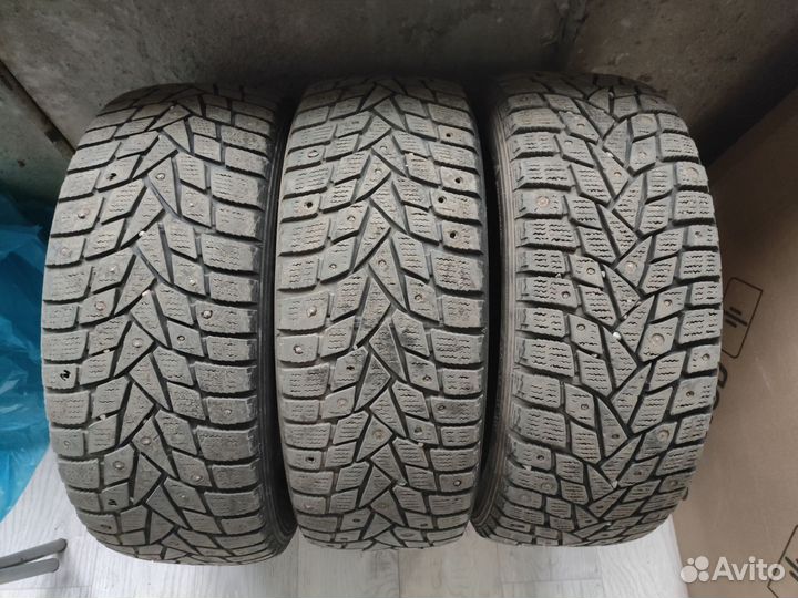 Dunlop SP Winter Ice 02 205/55 R16