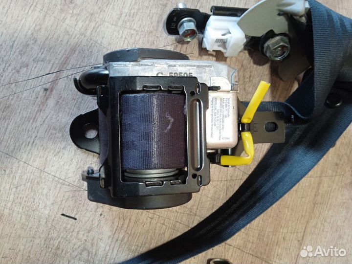 Ремень безопасности передний Citroen C-Crosser