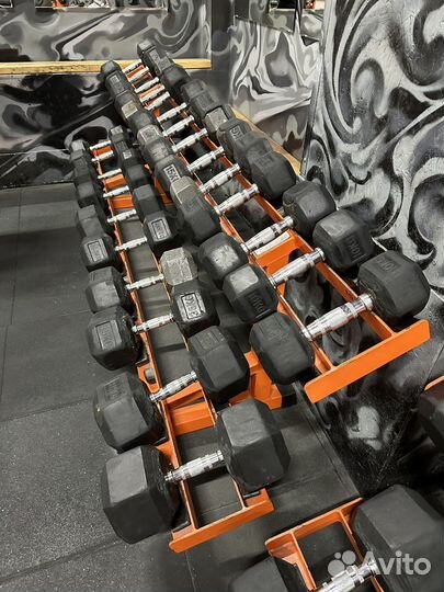 Гантельный ряд 10 - 40 кг