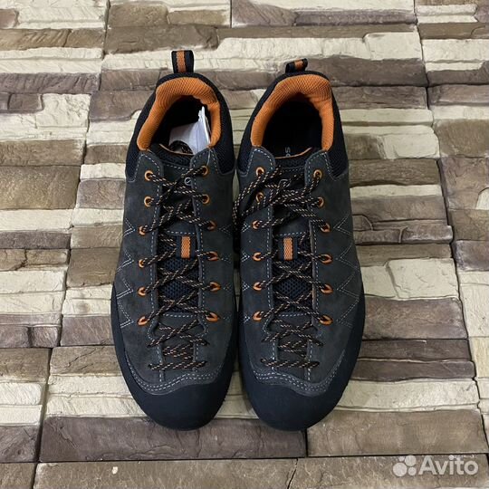Ботинки Scarpa Crux Vibram