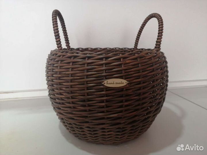 Кашпо из ротанга