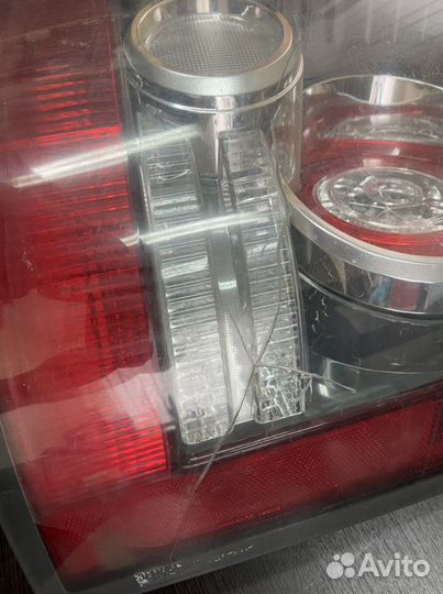 Задний правый и левый фонарь rangerover sport l320