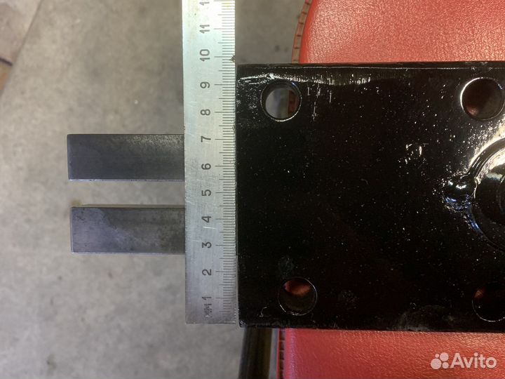 Замок гаражный