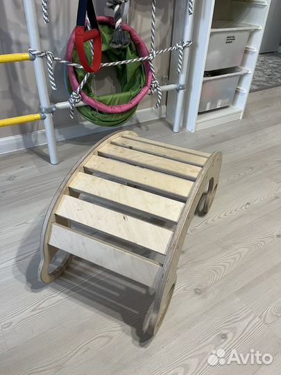 Развивающая качалка радуга