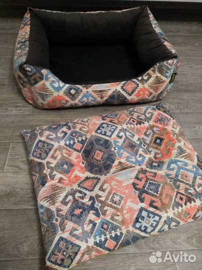 Лежанка для собак