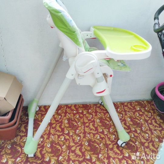 Стул для кормления