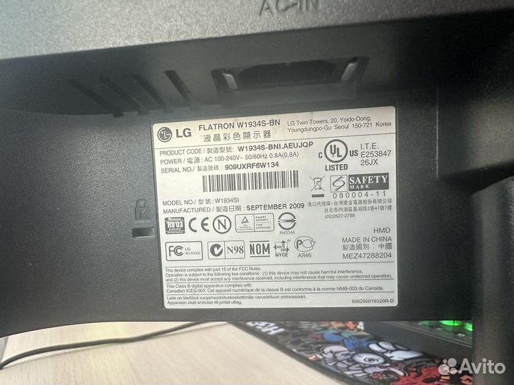 Монитор LG Flatron 19