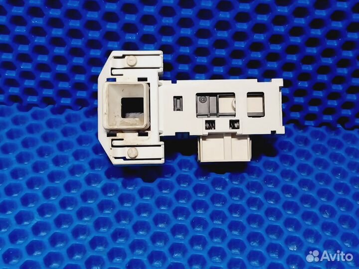 Убл Замок люка стиральной машины Bosch