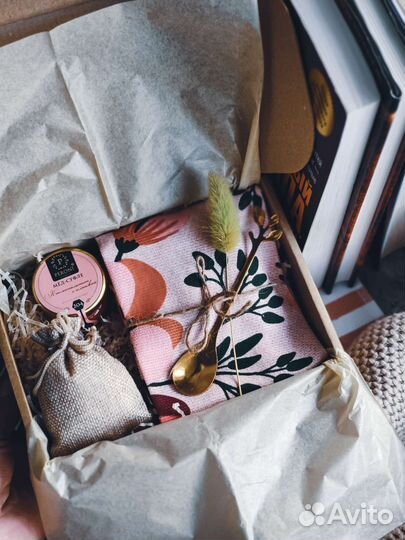 Подарочный бокс