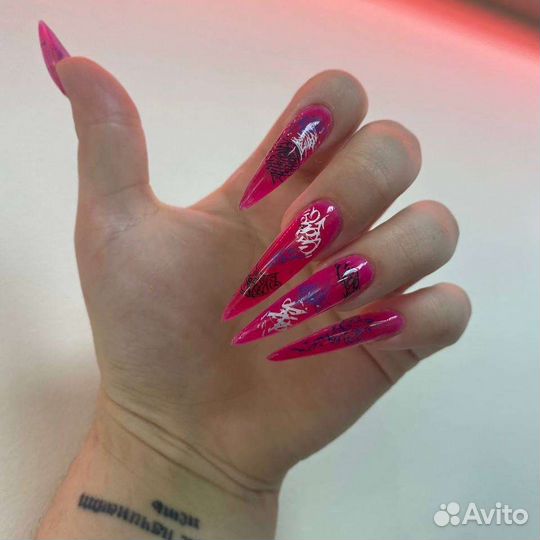 Модель на наращивание, маникюр, коррекция,педикюр